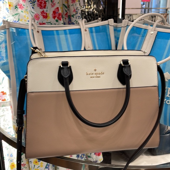 Kate Spade Madison Colorblock Saffiano Leather Medium Satchel
Tstd Hazelnut
NWT - Picture 9 of 16